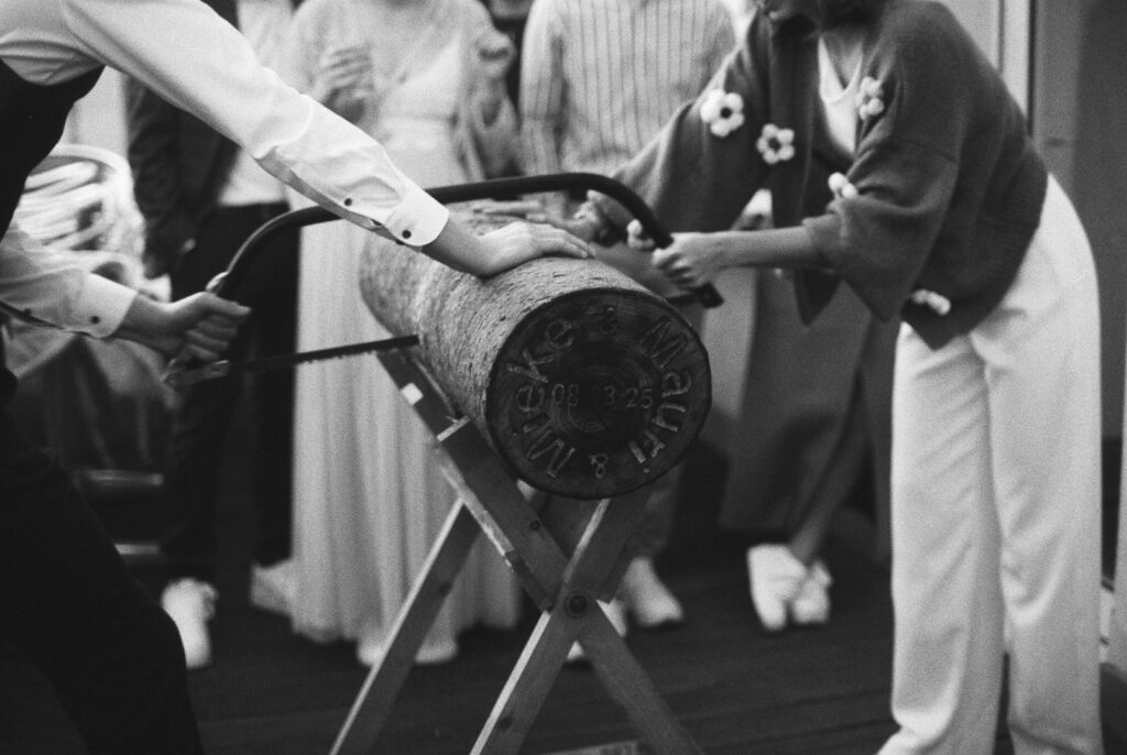 Hochzeitsfoto auf Schwarz Weiß Film.